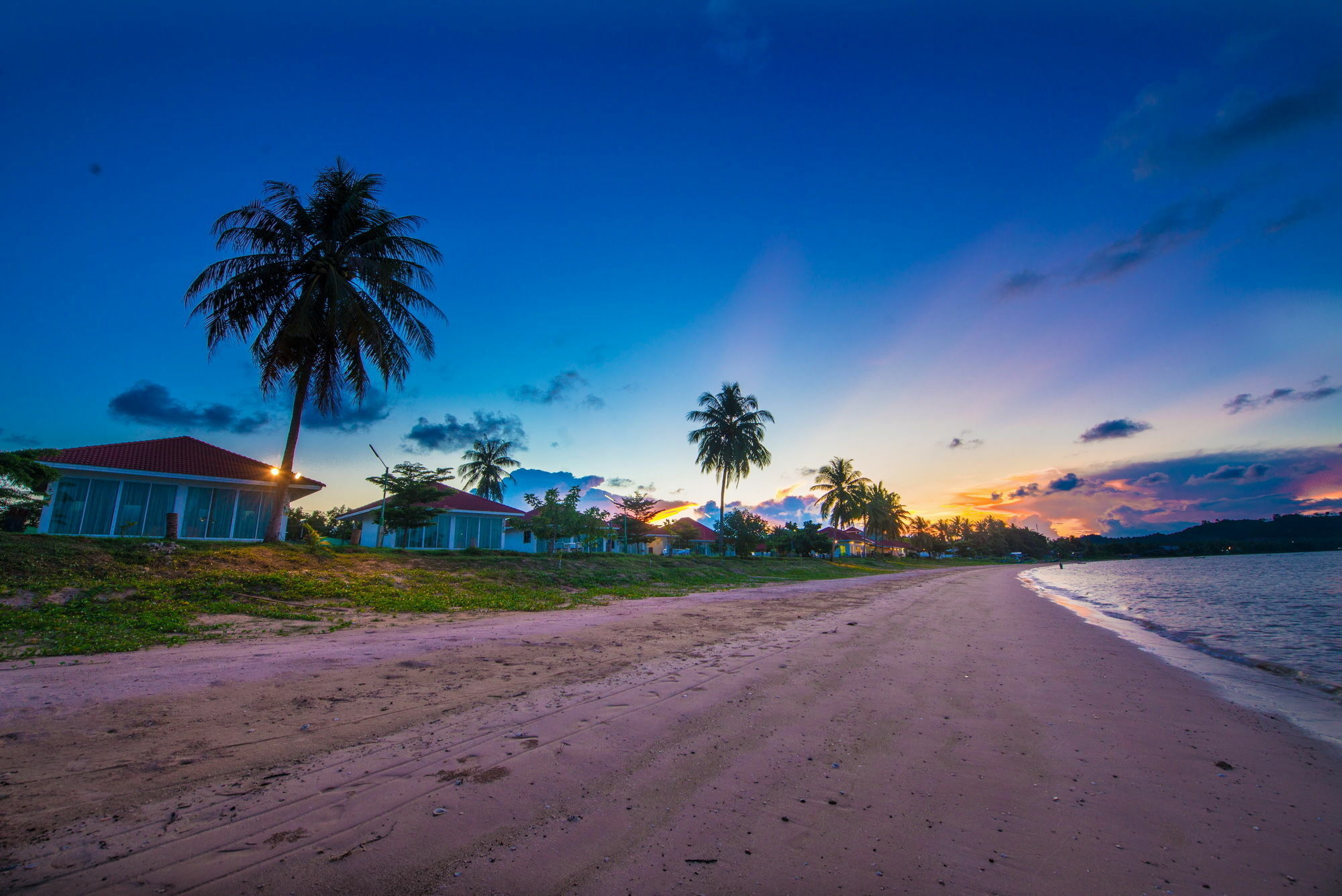 Star Light Beach Resort And Restaurant Chumphon Buitenkant foto